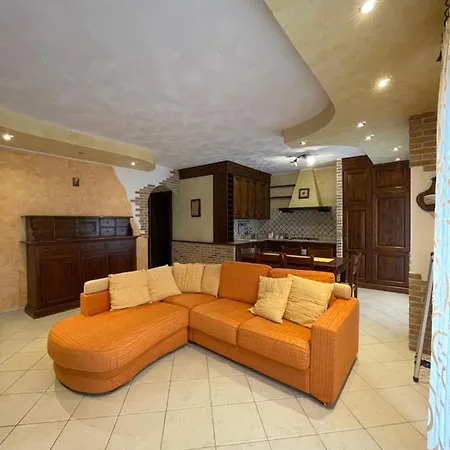Casa In Centro 카스텔디상로